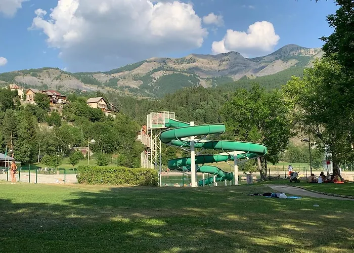 La Foux D\'Allos Au Pied Des Pistes
